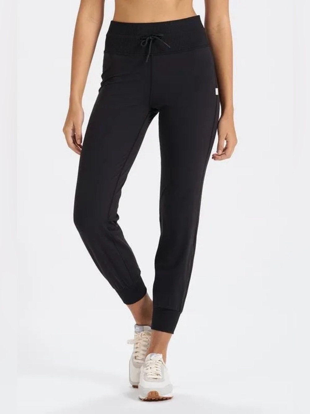 Vuori black Daily Joggers, small